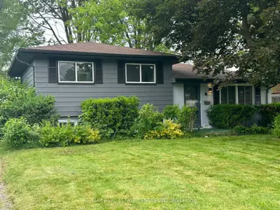 1534 Perth Avenue E, London East, On N5v 2m5