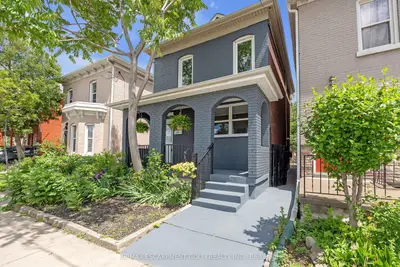 Detached in Hamilton