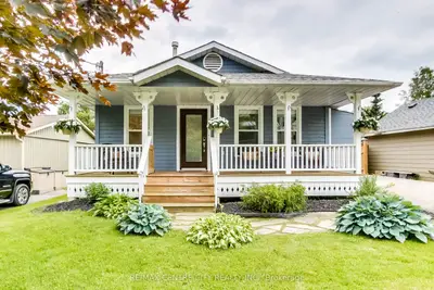 Detached in Central Elgin