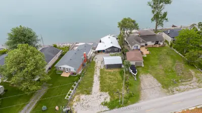 Detached in Chatham-Kent