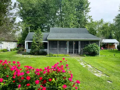 4555 William Street, Plympton-wyoming, On N0n 1j6
