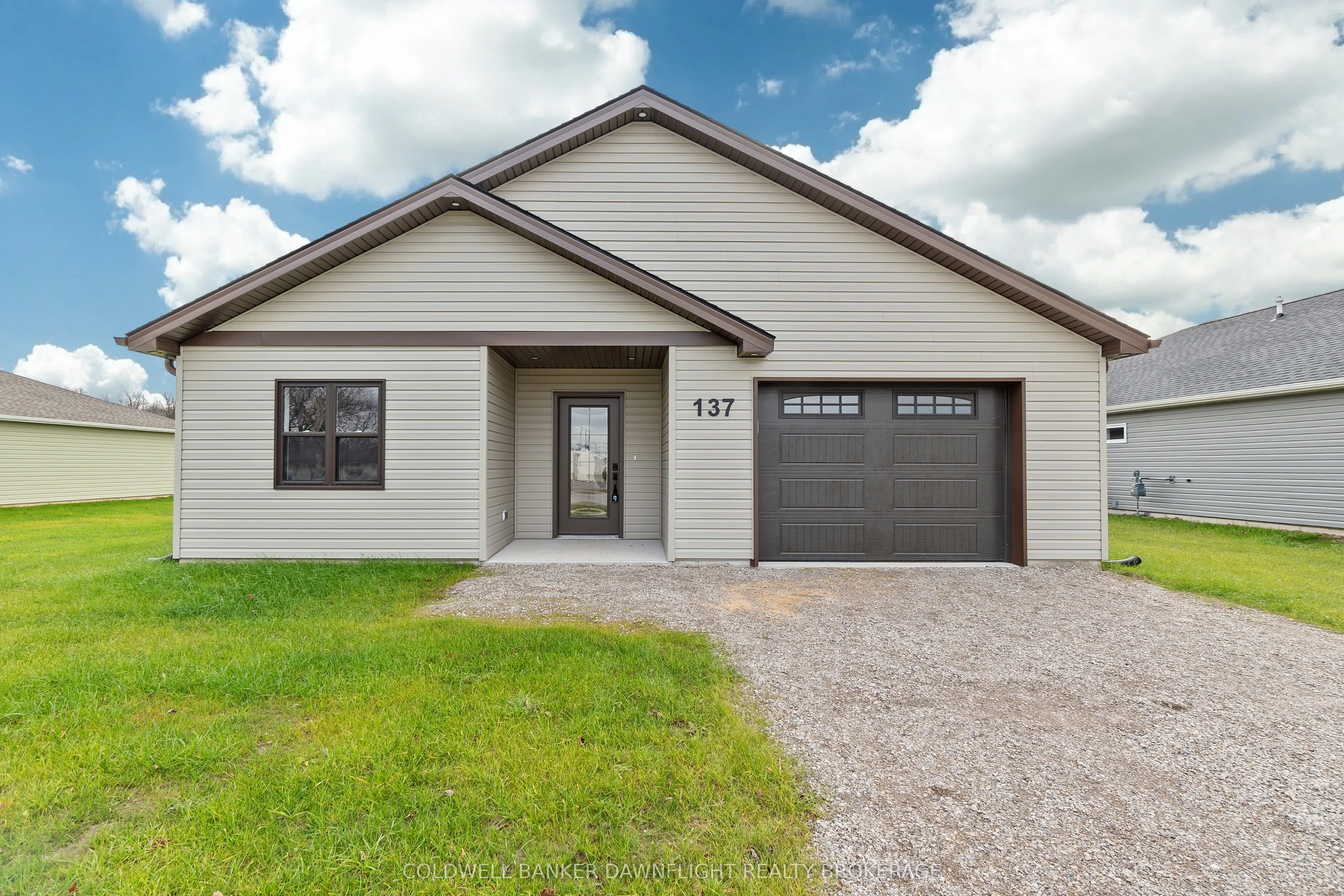 Detached in South Huron