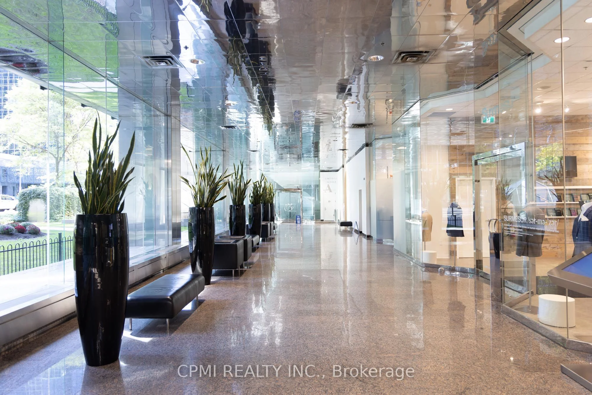 112 Kent Street 2120, Ottawa Centre, On K1a 0w8