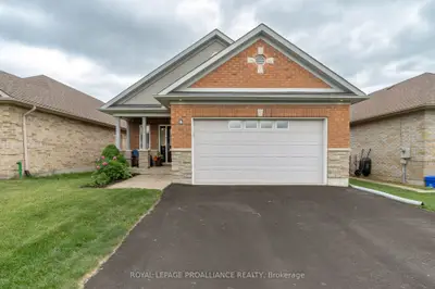 Detached in Belleville