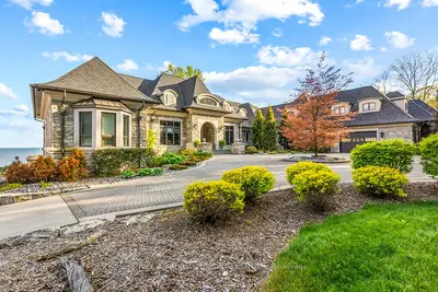 175 Pineway Parkway, Kingsville, On N9y 2j1