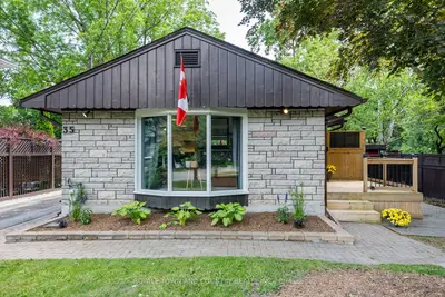 35 Ridout Street, Kawartha Lakes, On K9v 2b4