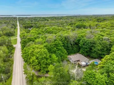243 Spry Lake Road, South Bruce Peninsula, On N0h 2t0