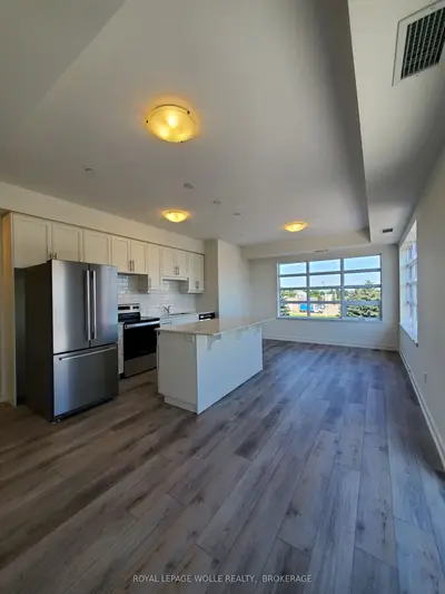 Condo Apartment in Waterloo