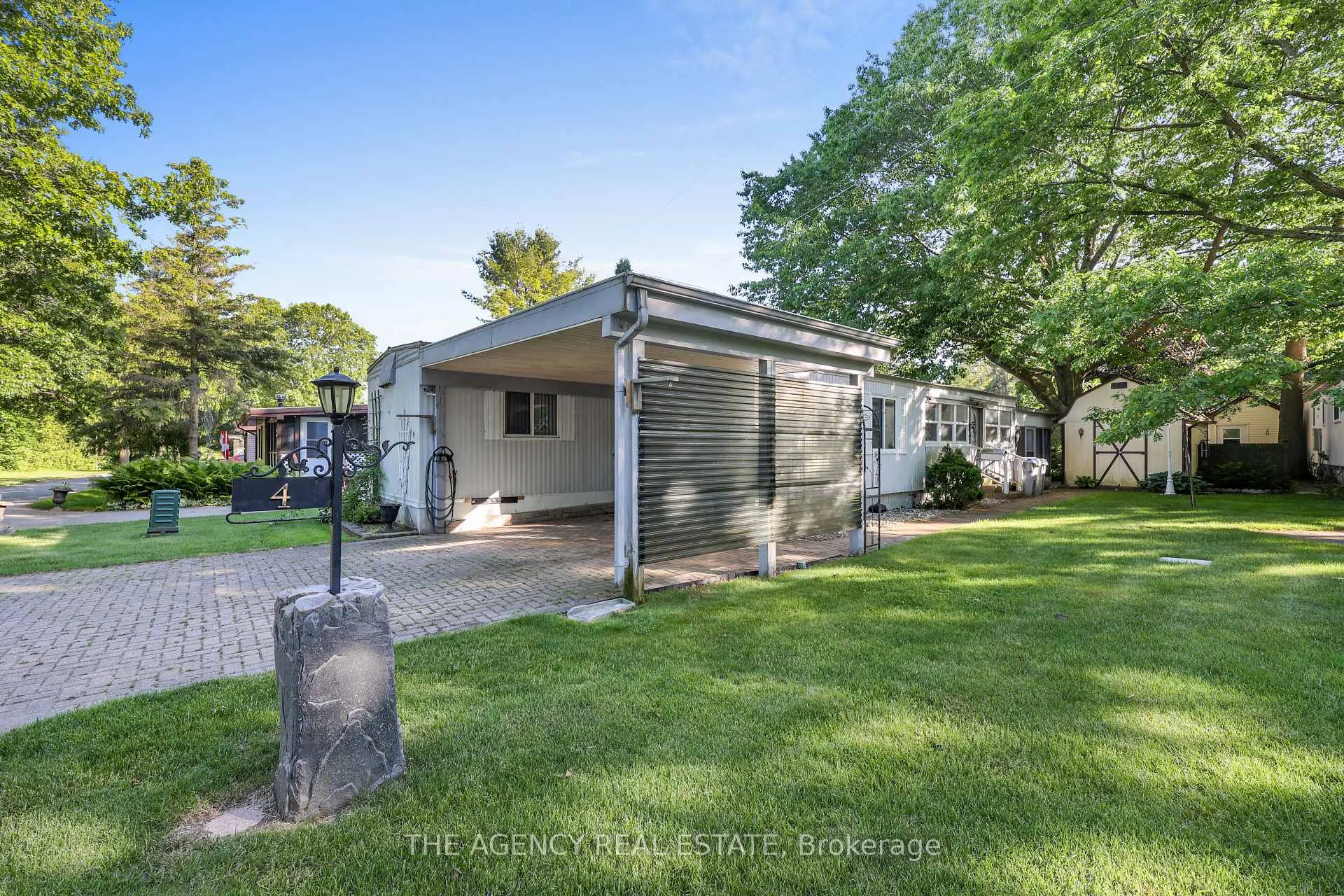 9839 Lakeshore Road 4, Lambton Shores, ON N0M 1T0