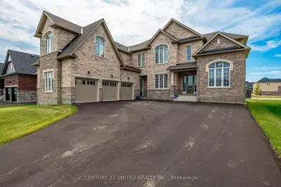 Detached in Otonabee-South Monaghan