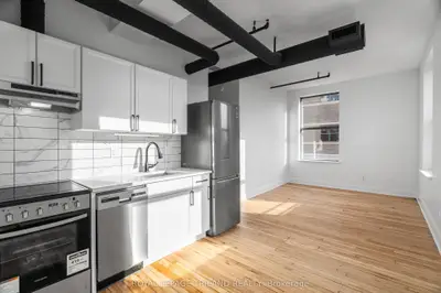 330 Clarence Street 401, London East, On N6a 6h6