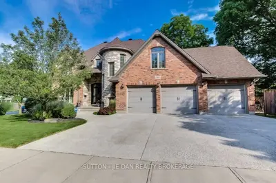 1990 Pelkey Road, London North, On N6g 5h4