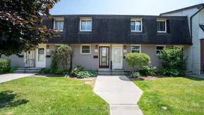 1919 Trafalgar Street 49, London East, On N5v 1a1
