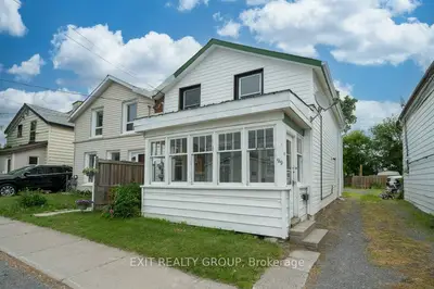 Semi-Detached in Belleville