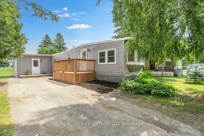 113 Oak Street, Stratford, On N5a 6s6