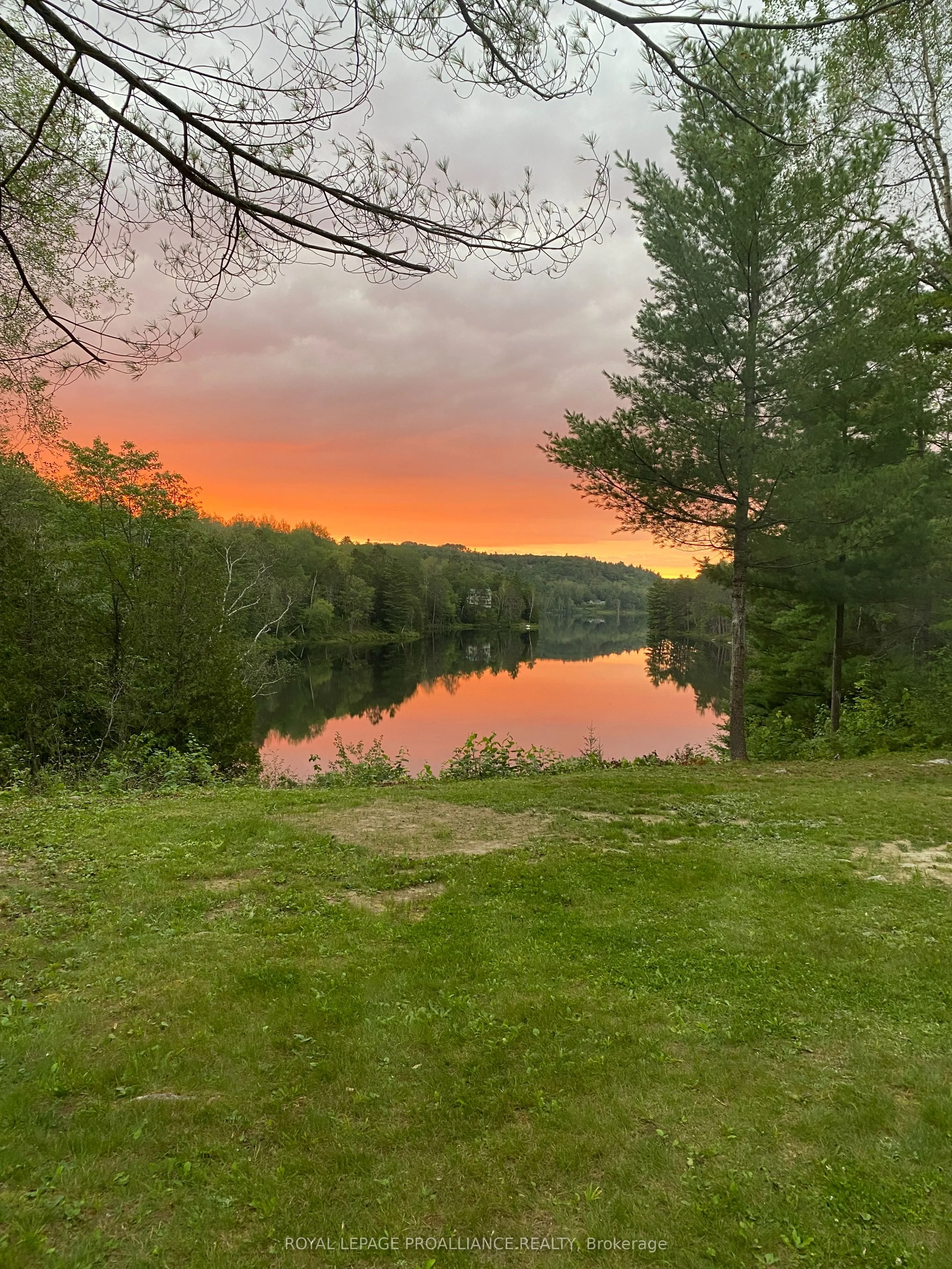 18507 Highway 41, Addington Highlands, ON K0H 1K)
