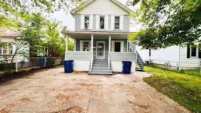 Detached in Chatham-Kent