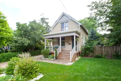 Detached in London East