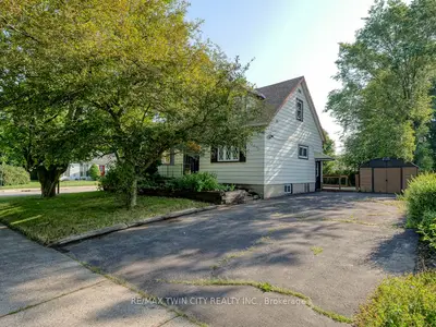 36 Lyman Street, London East, On N5y 1m4