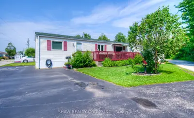 Common Element Condo in Puslinch