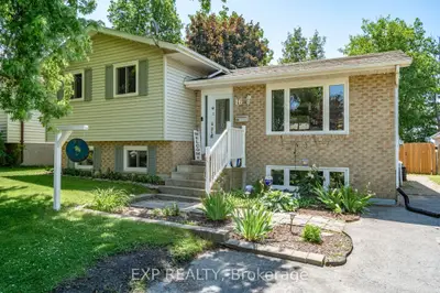 16 Loraine Avenue E, Quinte West, On K8v 6m1