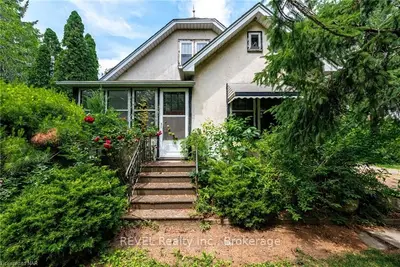 882 Line 1 Road, Niagara-on-the-lake, On L0s 1j0