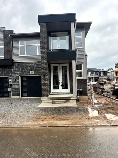 5672 Dorchester Road 21, Niagara Falls, On L2g 5s3