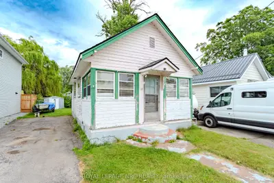 Detached in Fort Erie