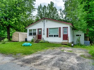 2 Airport Road E, Huntsville, On P1h 1x7