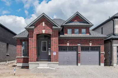 17 O'neill Street, Kawartha Lakes, On K9v 6a1