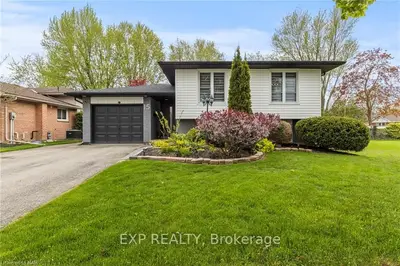 15 Trent Avenue, Welland, On L3c 6l3