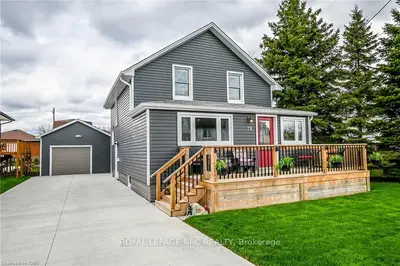 79 Mccain Street, Port Colborne, On L3k 3p9