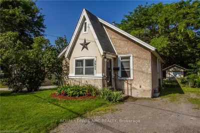 2955 Portage Road, Niagara Falls, On L2j 2j6