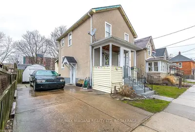49 Kent Street, Welland, On L3b 3h2