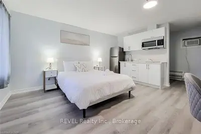 8004 Lundy's Lane 43, Niagara Falls, On L2h 1h1