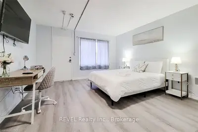 8004 Lundy's Lane 106, Niagara Falls, On L2h 1h1