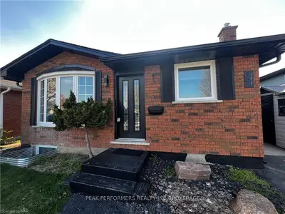 171 Larchwood Circle, Welland, On L3c 6t2