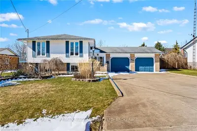 845 Grandview Road, Fort Erie, On L2a 4v6