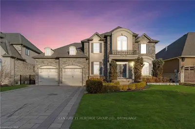 34 Sandalwood Crescent, Niagara-on-the-lake, On L0s 1p0