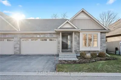 70 Elmwood Avenue Avenue 12, Welland, On L3c 2c7