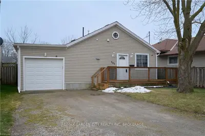 301 Corvette Street, Welland, On L3b 4s5
