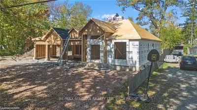 836 Edgemere Road, Fort Erie, On L2a 1a8