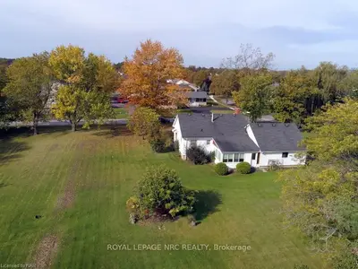 2478 East Avenue, Fort Erie, On L0s 1s0