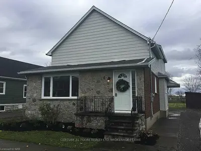 14 Jennet Street, Fort Erie, On L2a 4b9