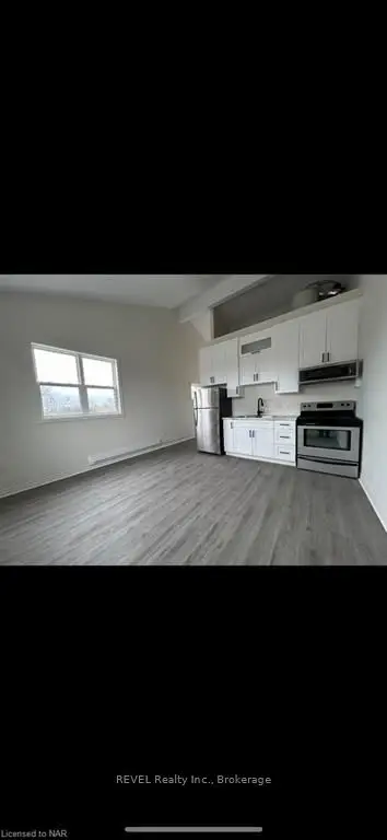335 Wellington Street 6, Port Colborne, On L3k 2k4
