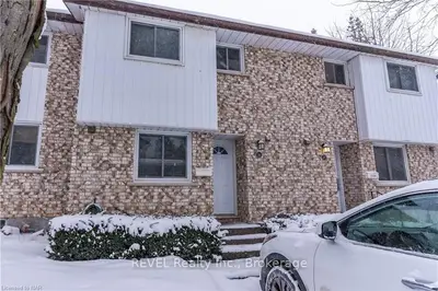 5815 Swayze Drive 26, Niagara Falls, On L2j 3w3