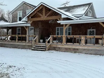 3393 Thorold Townline Road Main Floor, Niagara Falls, On L2e 6s4