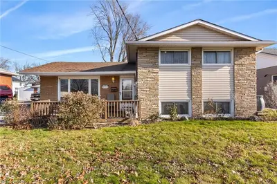 213 Hampton Avenue, Port Colborne, On L3k 5s4