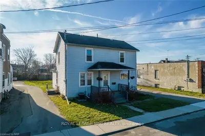93 Durham Street, Port Colborne, On L3k 1c9