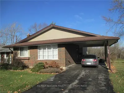 34 Lindbergh Drive, Fort Erie, On L2a 2z4